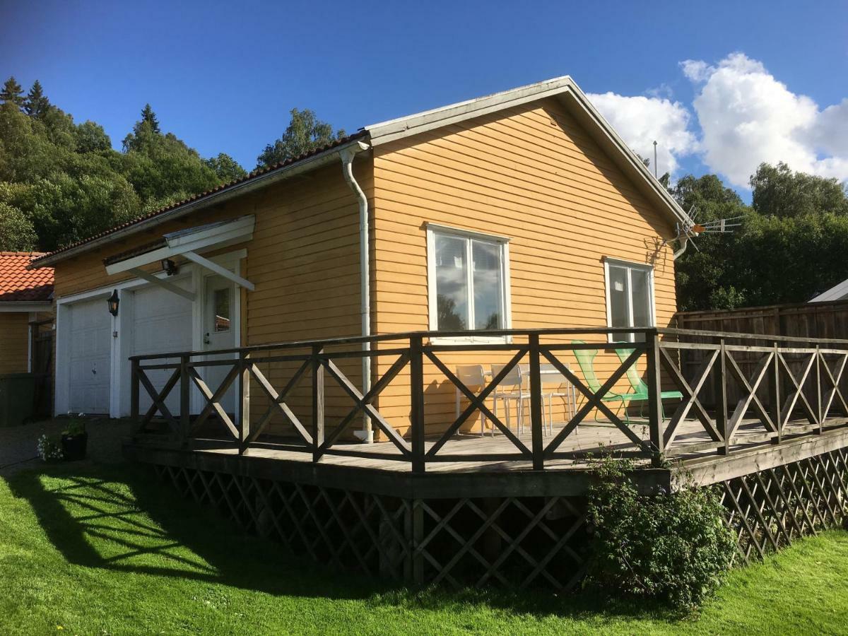 Lilla Skottek Villa Ulricehamn Buitenkant foto